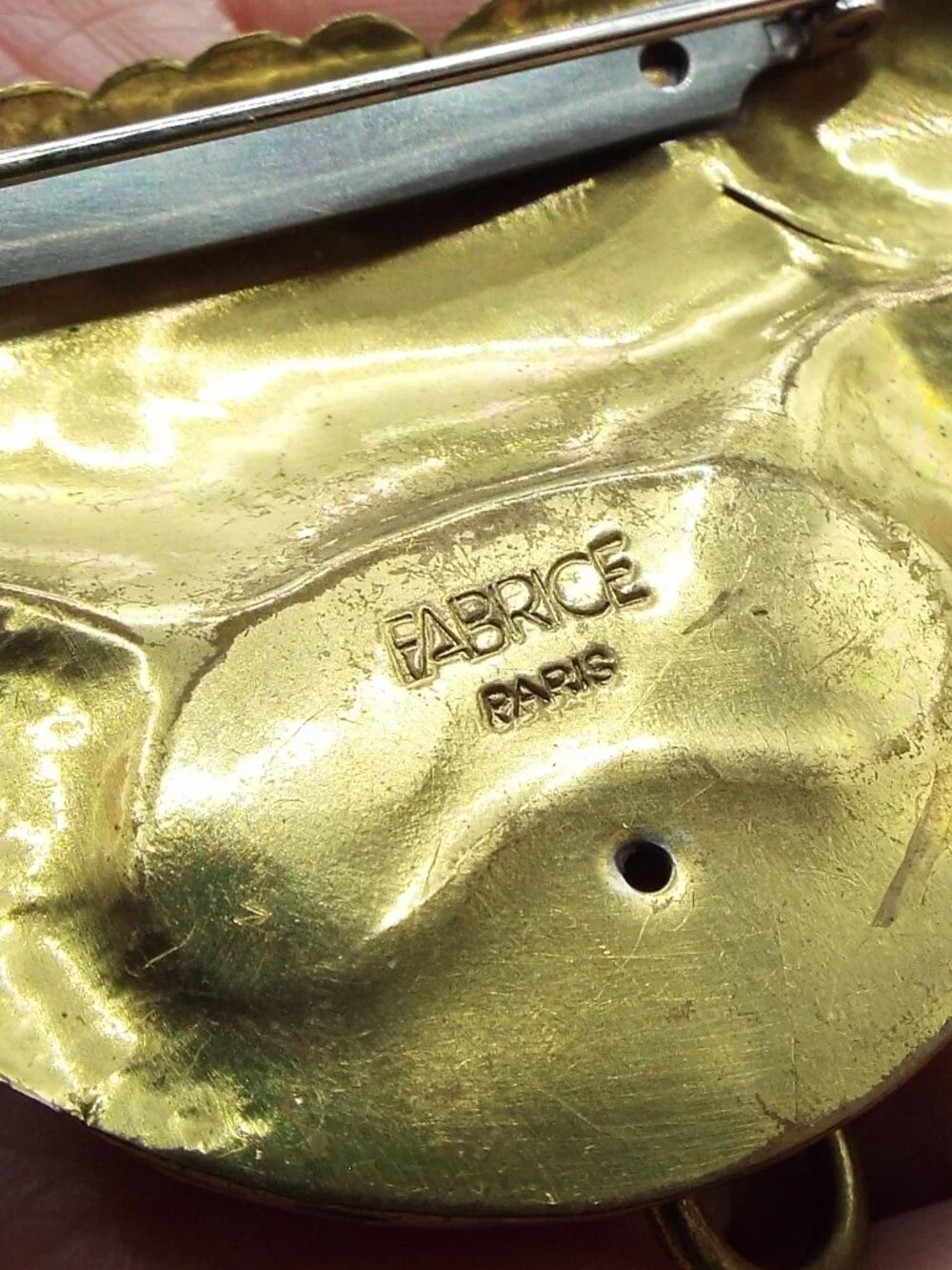 EARLY CARLIN FABRICE PARIS BULLDOG W/ AMETHYST EYES AND ABALONE NOSE PIN 69